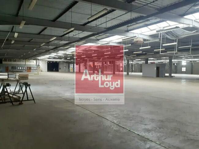 Plus de détails pour Industriel/Logistique à vendre