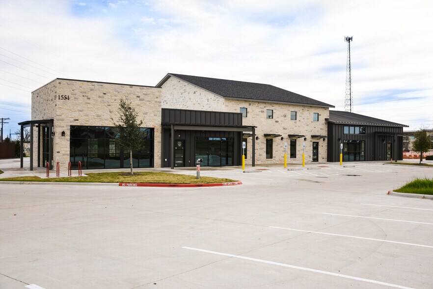 1551 Greens Prairie Rd W, College Station, TX à vendre - Photo de l’immeuble – Image 2 sur 12
