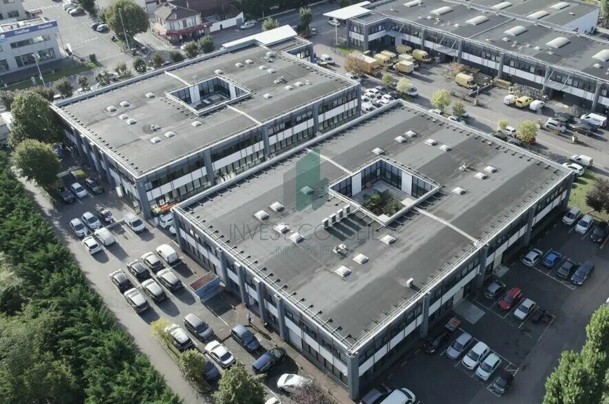 Local d’activités dans Gennevilliers à louer - Photo de l’immeuble – Image 2 sur 2