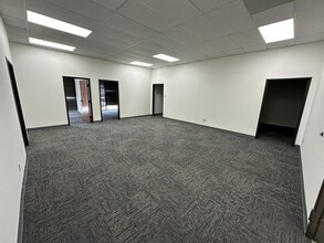 640 International Pkwy, Richardson, TX à louer Photo de l’immeuble– Image 1 sur 2