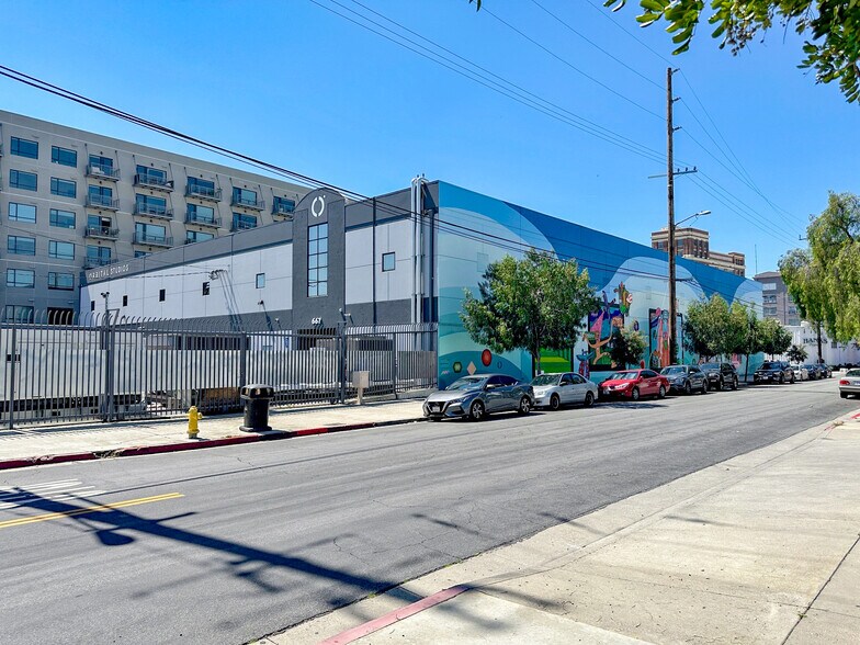 667 Santa Fe Ave, Los Angeles, CA à louer - Photo de l’immeuble – Image 3 sur 10