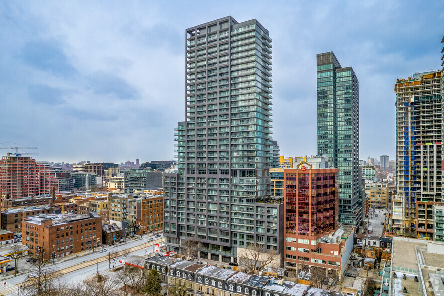 57 Spadina Ave, Toronto, ON à louer - Photo de l’immeuble – Image 2 sur 2