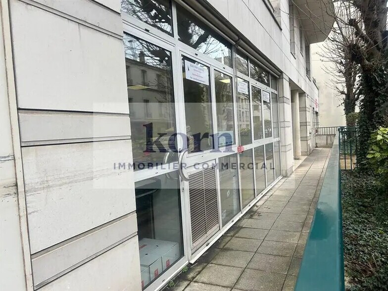 Local commercial dans Levallois-Perret à vendre - Photo de l’immeuble – Image 3 sur 9