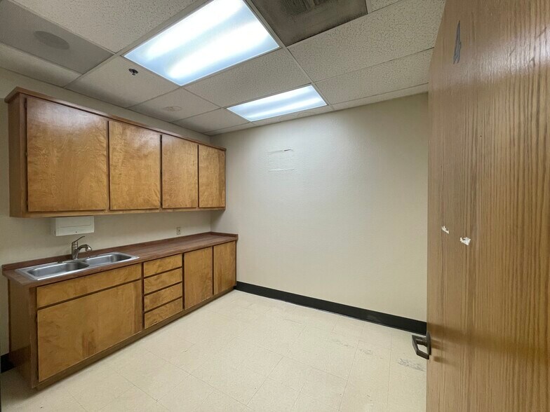 6409 Folsom Blvd, Sacramento, CA à louer - Photo de l’immeuble – Image 2 sur 16