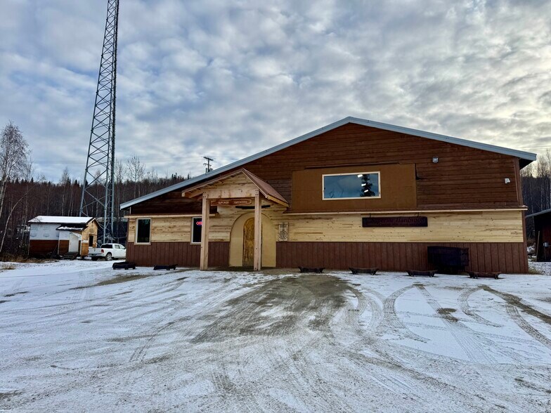 600 N Old Steese Hwy, Fairbanks, AK à vendre - Photo de l’immeuble – Image 2 sur 22