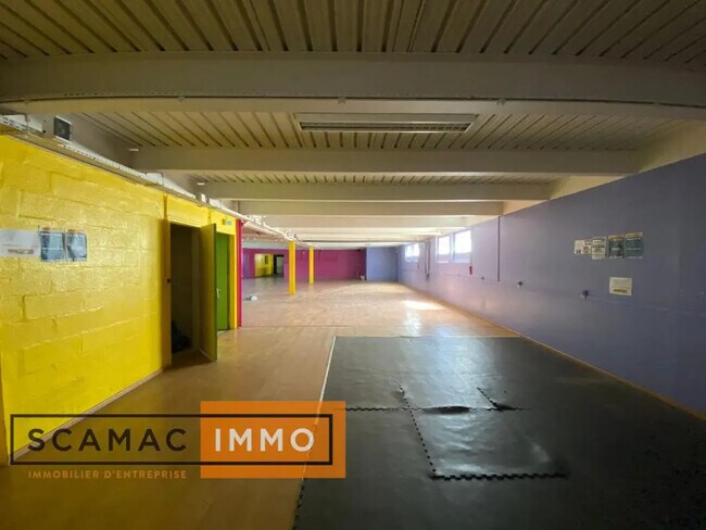 Plus de détails pour Bureau à louer