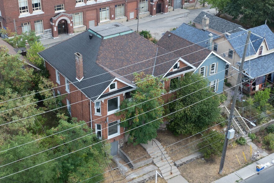 514 Aylmer St N, Peterborough, ON à vendre - Photo de l’immeuble – Image 3 sur 51