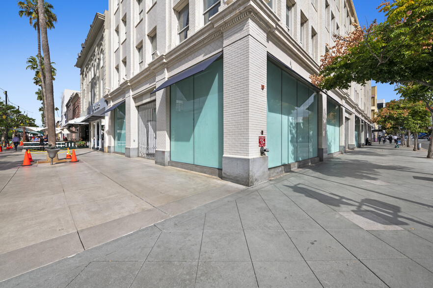 1355 3rd Street Promenade, Santa Monica, CA à louer - Photo de l’immeuble – Image 2 sur 11