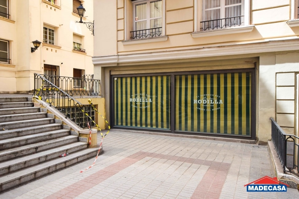 Avenida de la Reina Victoria, Madrid, MAD 28003 - Lot Puerta 01 - - Photo intérieure - Image 2 of 16
