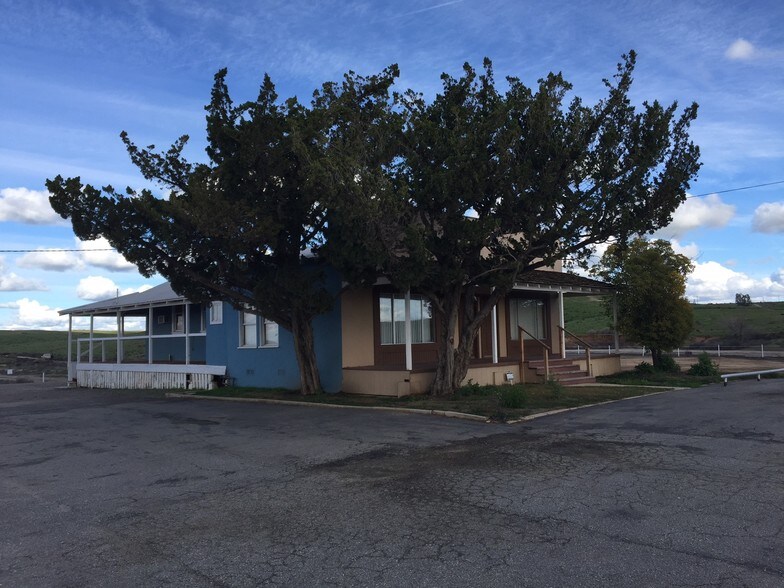 18400 Highway 65, Bakersfield, CA à louer - Photo de l’immeuble – Image 3 sur 18