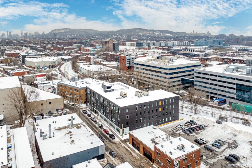 7180 Rue Marconi, Montréal, QC à louer - Aérien – Image 2 sur 4