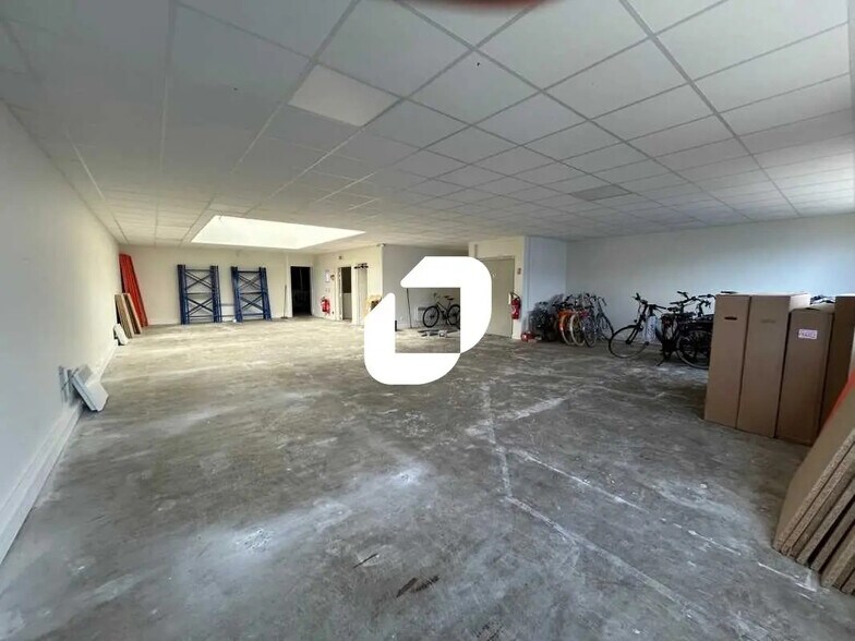 97-99 Quai Jules Guesde, Vitry-sur-Seine à louer - Photo de l’immeuble – Image 1 sur 22