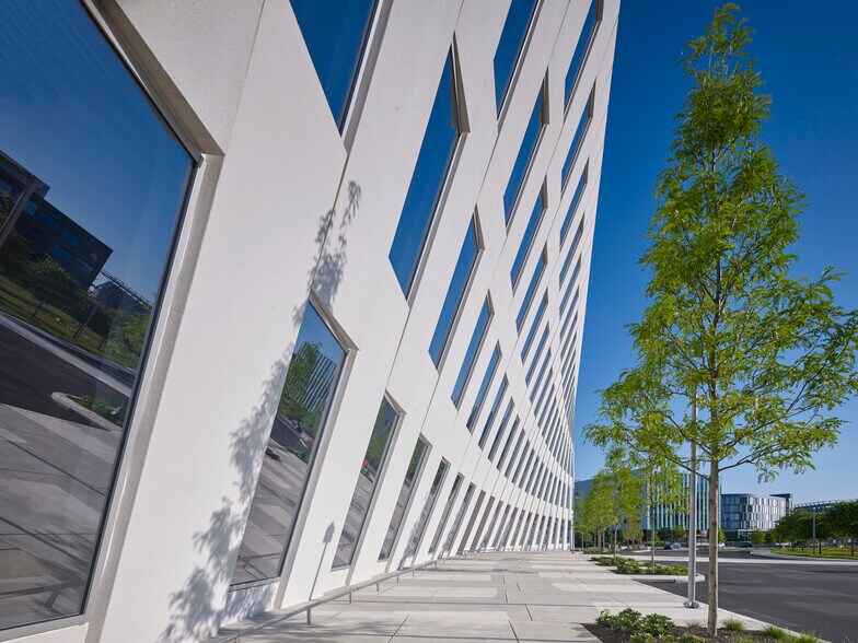 1200 Intrepid Ave, Philadelphia, PA à louer - Photo de l’immeuble – Image 3 sur 12