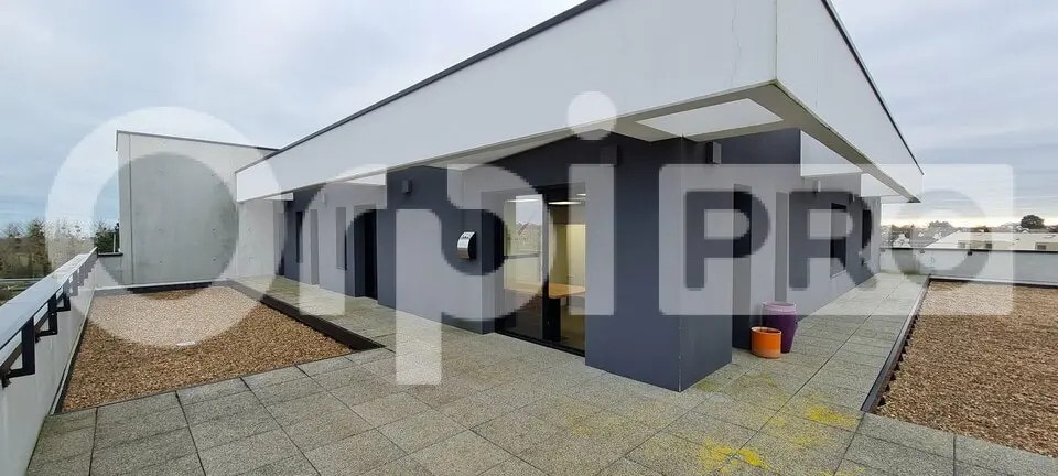Bureau dans Plérin à louer - Photo de l’immeuble – Image 1 sur 7