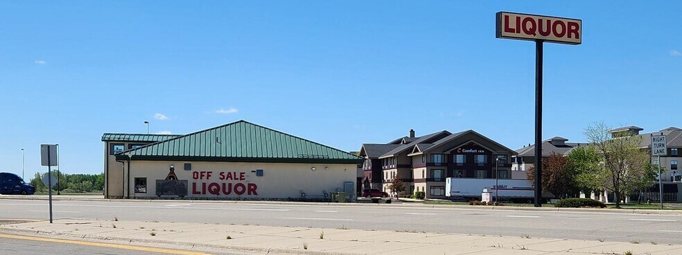 2320 NW 43rd St, Owatonna, MN à vendre - Photo de l’immeuble – Image 3 sur 9