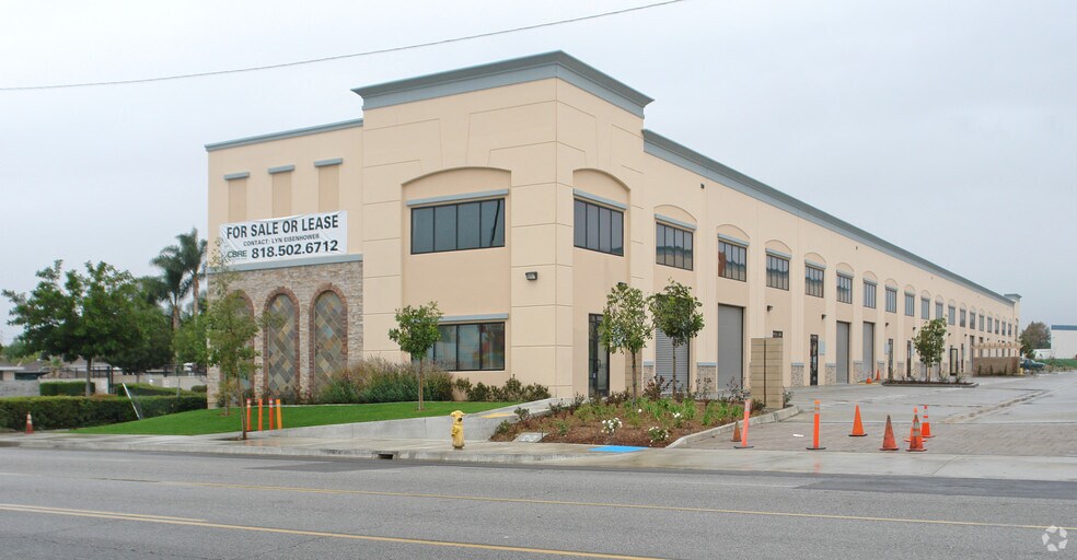 1773 W San Bernardino Rd, West Covina, CA à louer - Photo principale – Image 1 sur 19