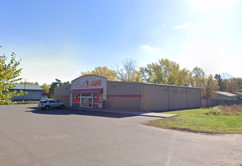 501 Barry Ave, Hinckley, MN à louer - Photo de l’immeuble – Image 1 sur 1