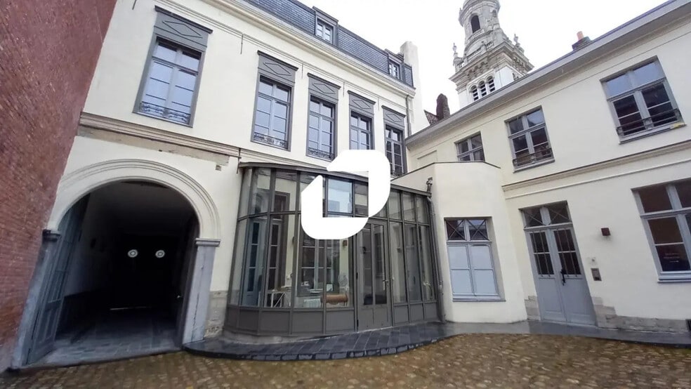 Bureau dans Lille à louer - Photo de l’immeuble – Image 2 sur 9