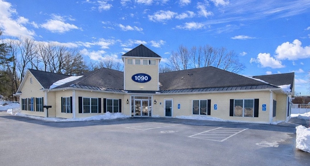 1090 Meriden Waterbury Tpke, Cheshire, CT 06410 - Lot 4 - - Photo intérieure - Image 2 of 5