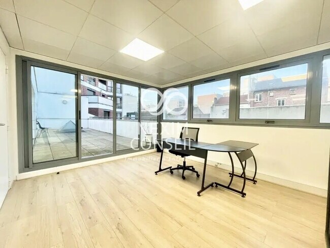 Plus de détails pour 5 Rue Madame De Sanzillon, Clichy - Bureau à louer