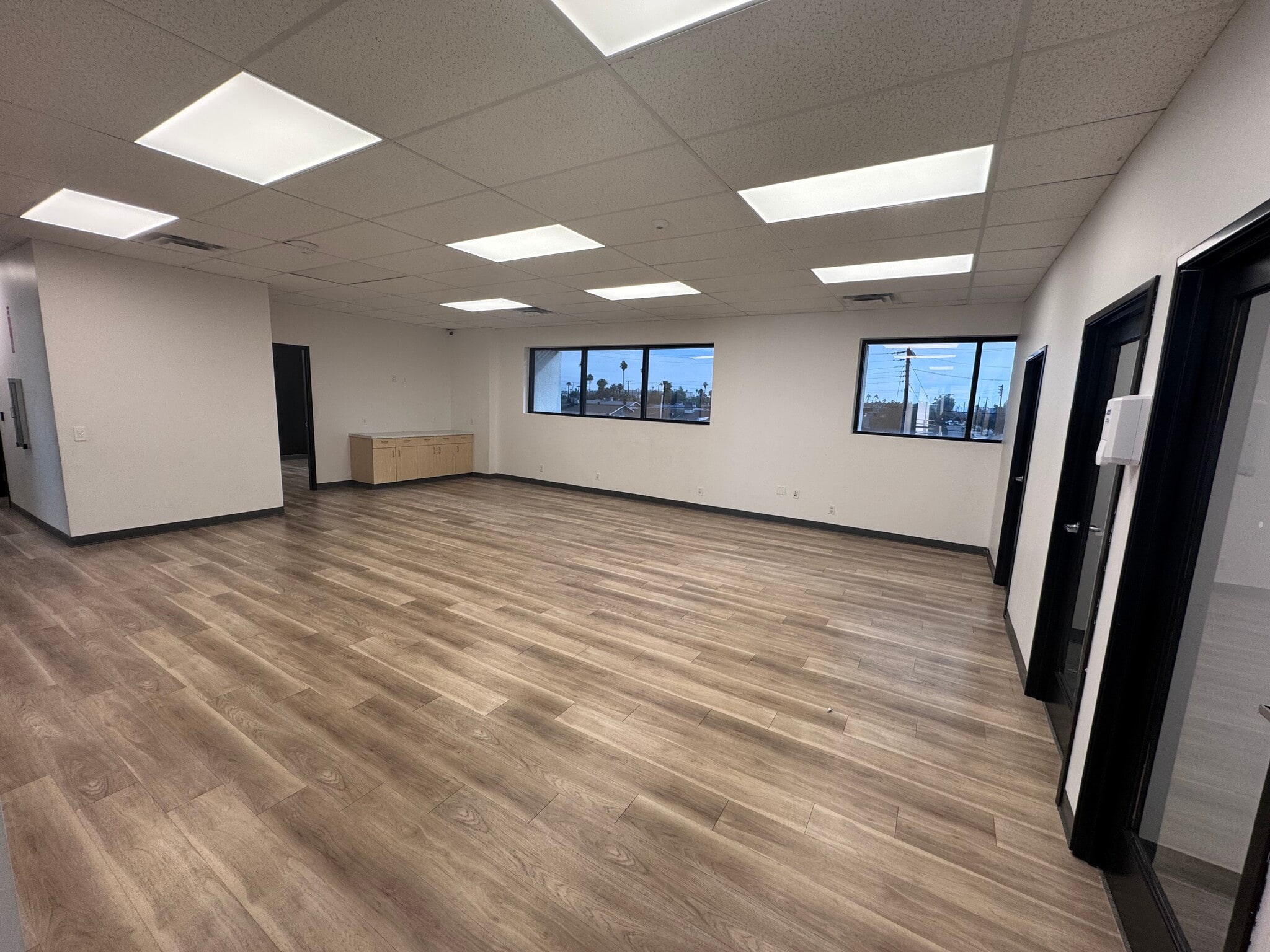 4801 E McDowell Rd, Phoenix, AZ à louer Photo intérieure– Image 1 sur 2