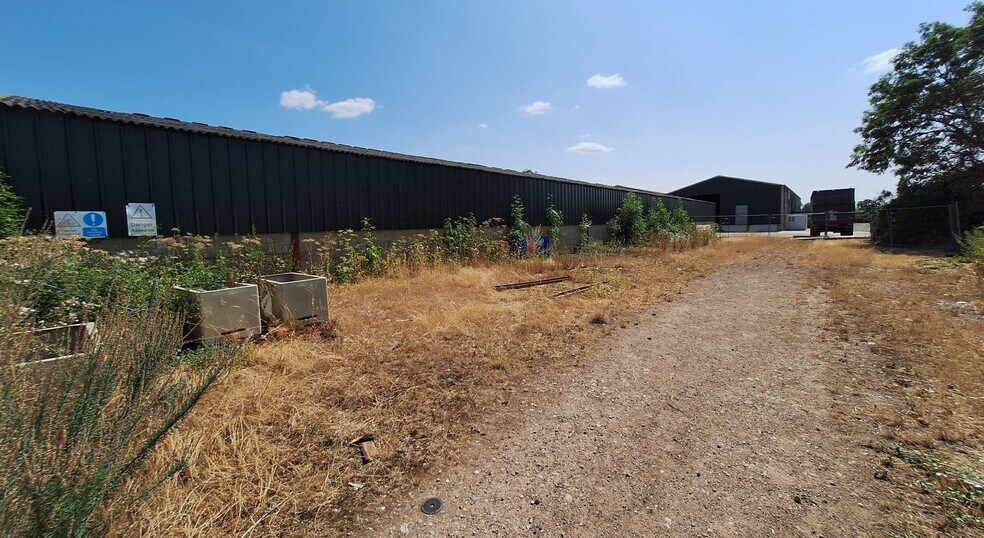 Pound Ln, Hardwicke à louer - Photo de l’immeuble – Image 2 sur 10