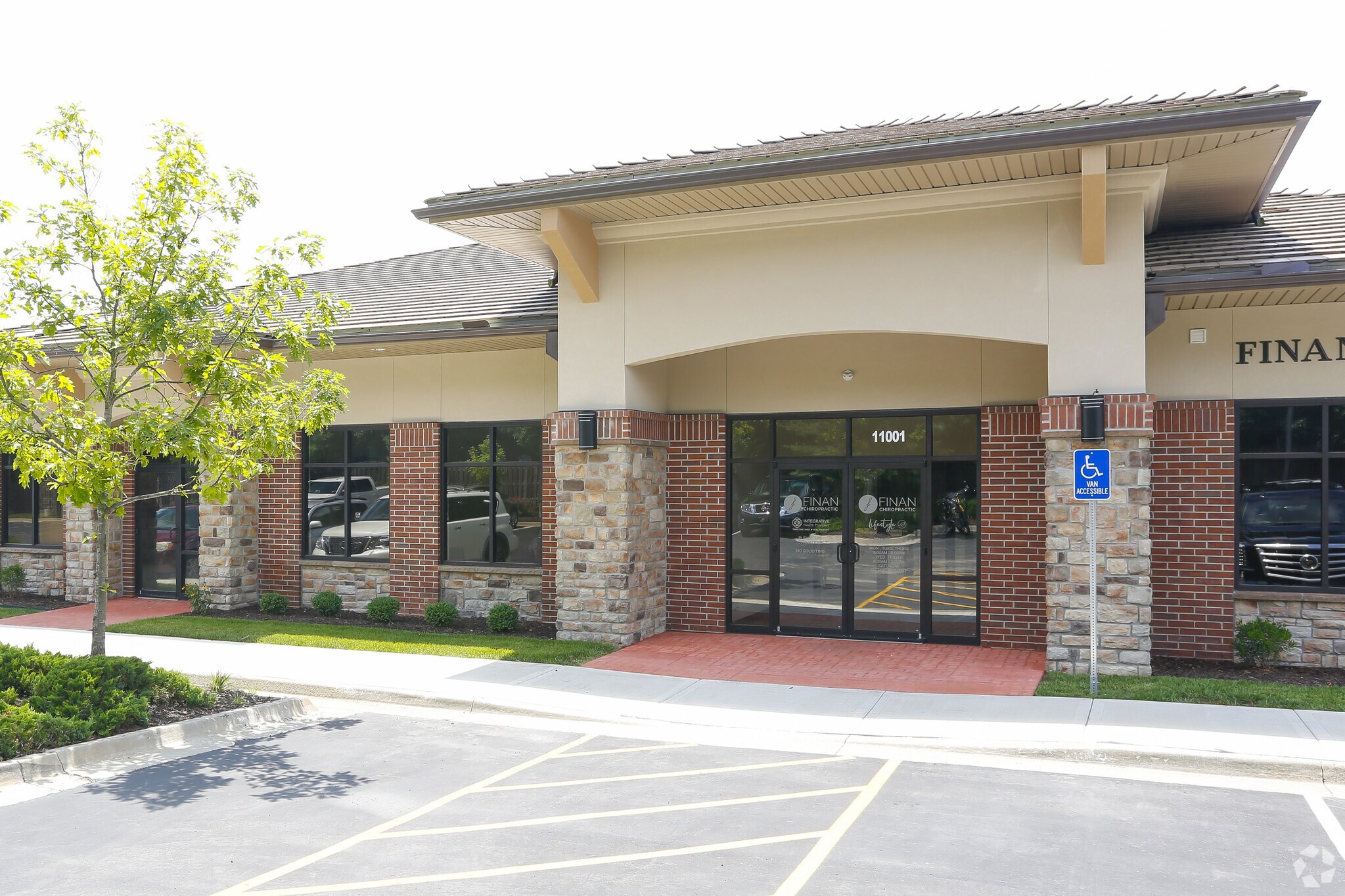 11001-11025 Hauser St, Lenexa, KS à vendre Photo principale– Image 1 sur 9