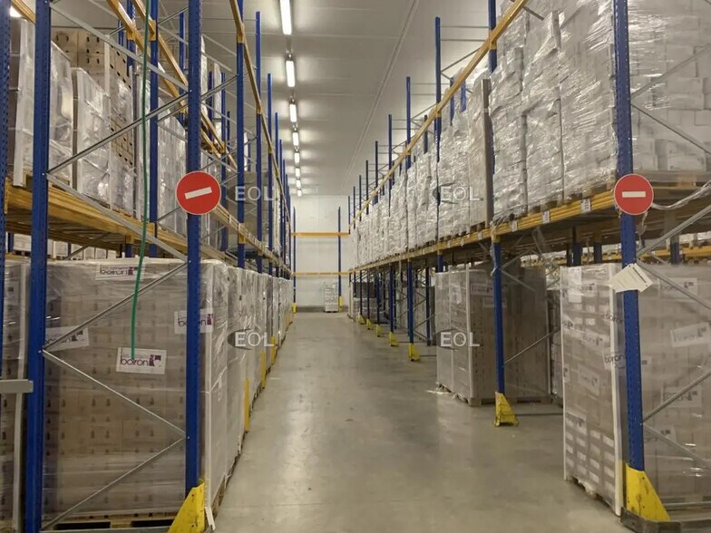 Industriel/Logistique dans SAINT-OUEN-L'AUMONE à louer - Photo de l’immeuble – Image 3 sur 16