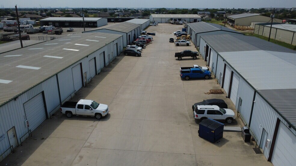2617 W Blue Mound Rd, Haslet, TX à louer - Photo de l’immeuble – Image 2 sur 15