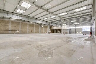 Plus de détails pour Bureau, Local d'activités à louer