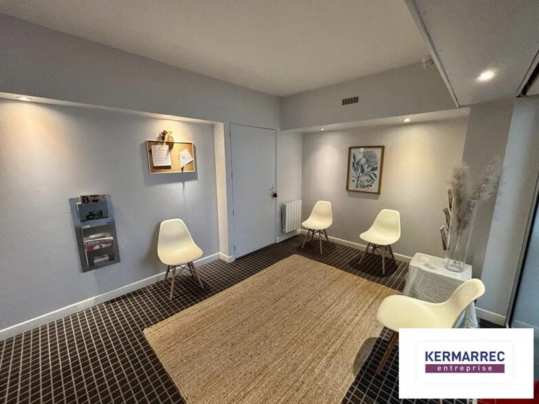 Bureau dans Vannes à louer - Photo de l’immeuble – Image 2 sur 2