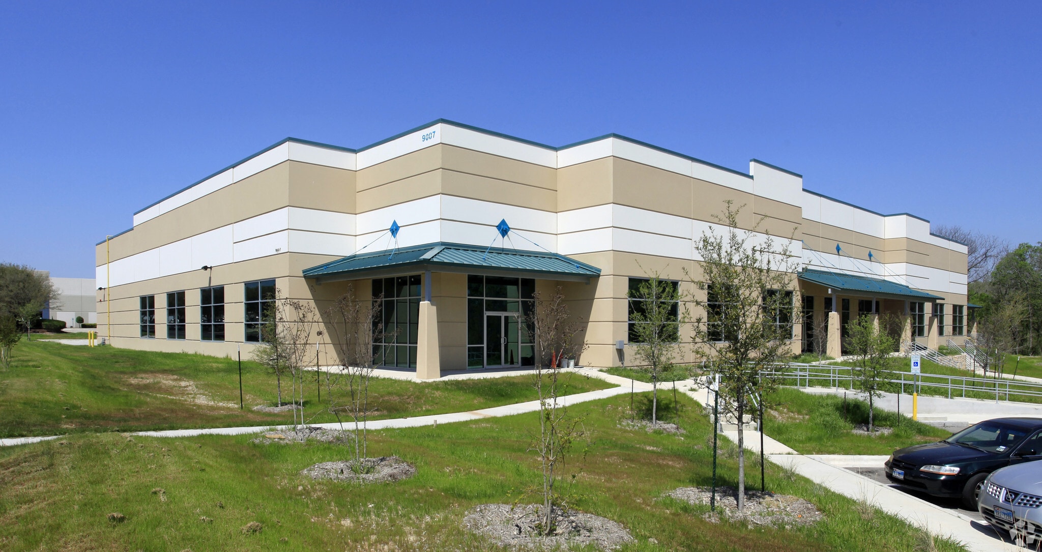 9007 Tuscany Way, Austin, TX à louer Photo principale– Image 1 sur 21