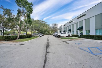 Plus de détails pour 2743-2761 NW 19th St, Pompano Beach, FL - Industriel/Logistique à louer