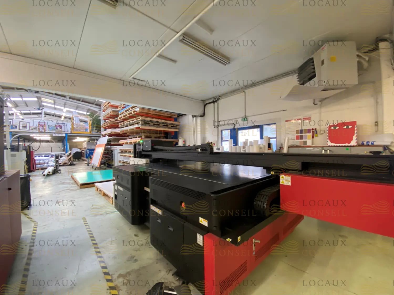 Local d’activités dans Argenteuil à louer Photo de l’immeuble– Image 1 sur 5