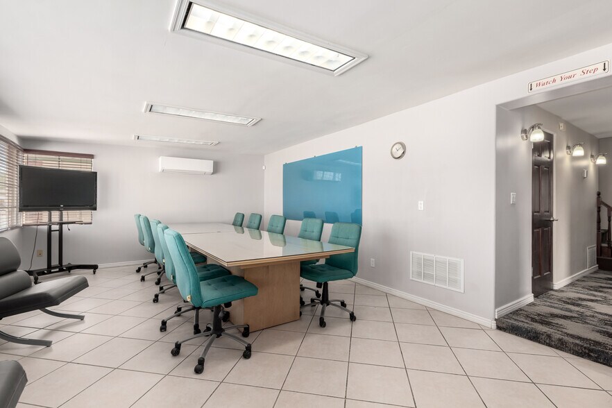 310 E Thomas Rd, Phoenix, AZ à vendre - Photo de l’immeuble – Image 3 sur 21
