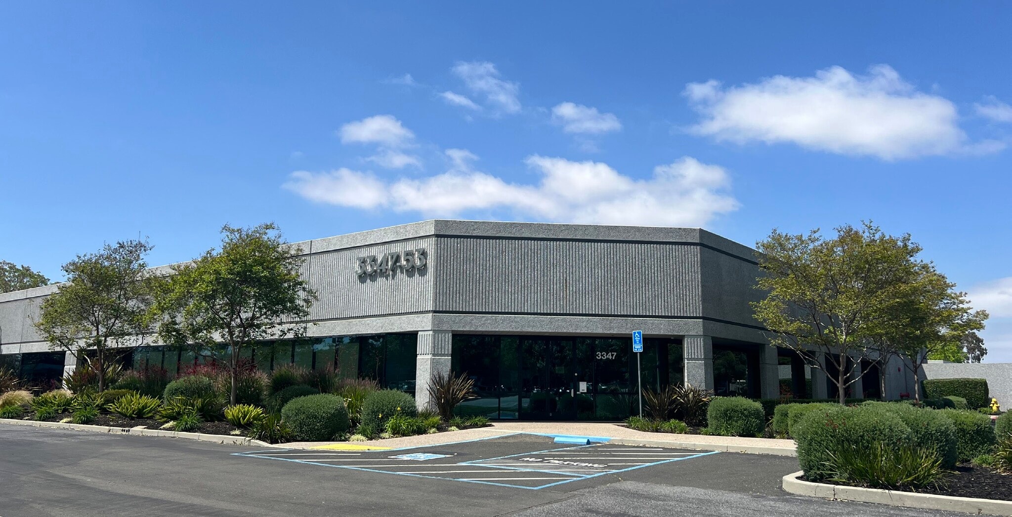 47221-47233 Fremont Blvd, Fremont, CA à louer Photo de l’immeuble– Image 1 sur 5