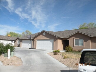 Plus de détails pour 3006 1/2 Oakwood Dr, Grand Junction, CO - Logement à vendre