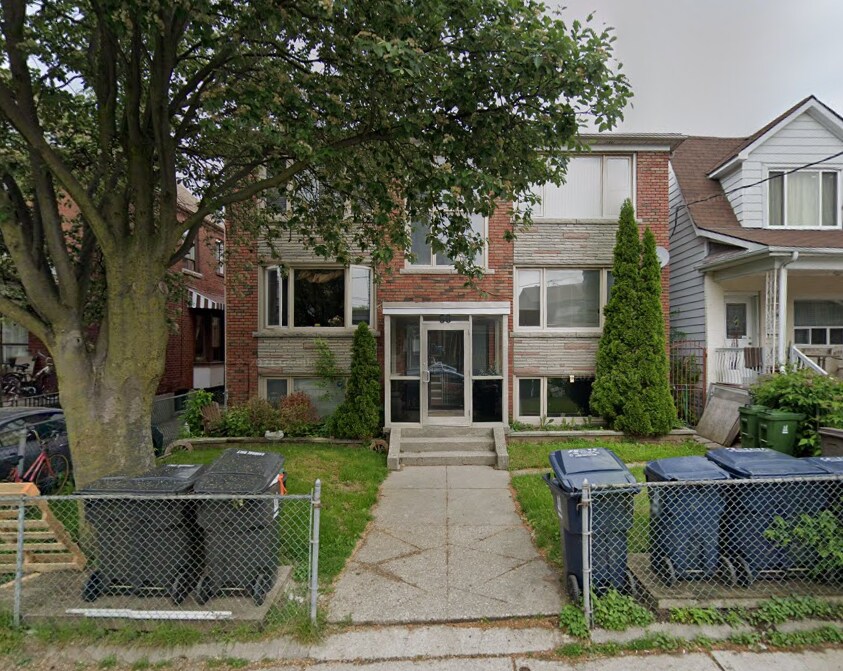 50 Amherst Av, Toronto, ON à vendre Photo de l’immeuble– Image 1 sur 33