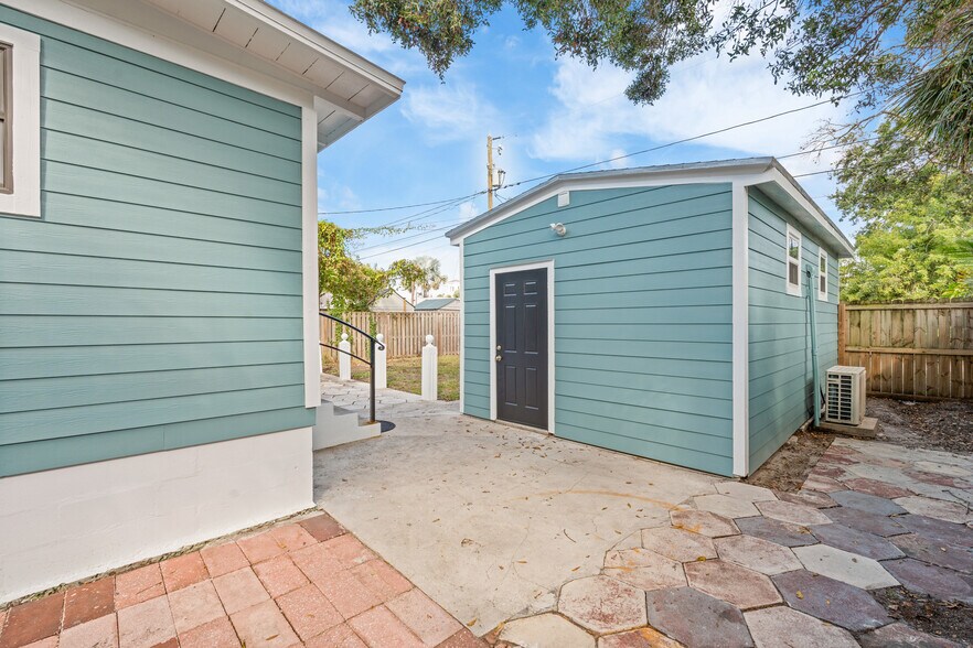 4243 1st Ave S, Saint Petersburg, FL à vendre - Photo de l’immeuble – Image 2 sur 47