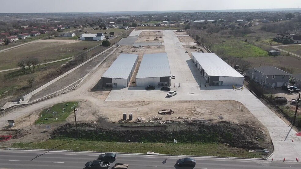 3300 Dacy Ln, Kyle, TX à vendre - Vidéo sur l’annonce professionnelle – Image 2 sur 12