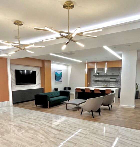 1212 Corporate Dr, Irving, TX à louer - Photo intérieure – Image 1 sur 14