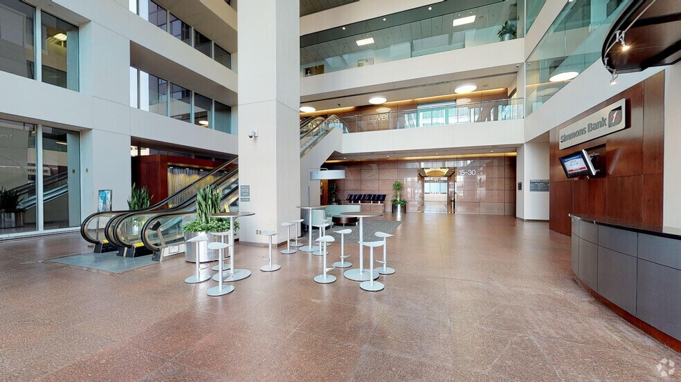 425 W Capitol Ave, Little Rock, AR à louer - Numérisation 3D Matterport – Image 2 sur 8