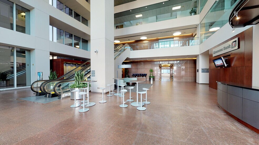 425 W Capitol Ave, Little Rock, AR à louer - Numérisation 3D Matterport – Image 2 sur 8