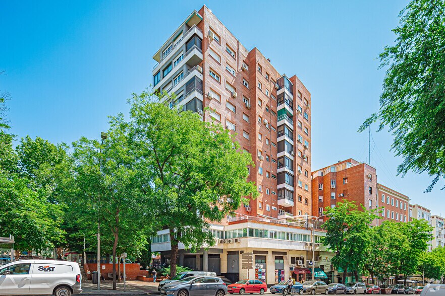 Avenida Mediterráneo, 2, Madrid, Madrid à louer - Photo de l’immeuble – Image 2 sur 2