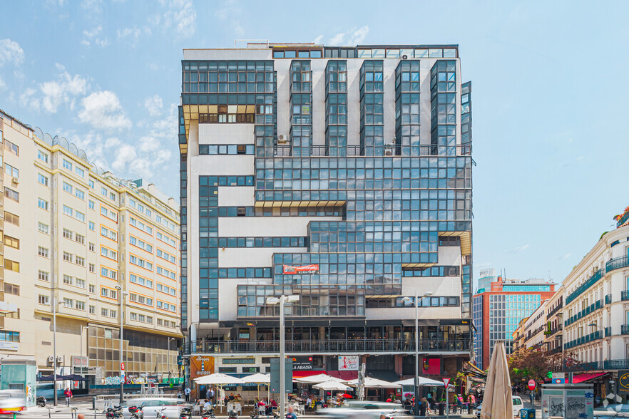 Calle De Jacometrezo, 15, Madrid, Madrid à louer - Photo principale – Image 1 sur 6
