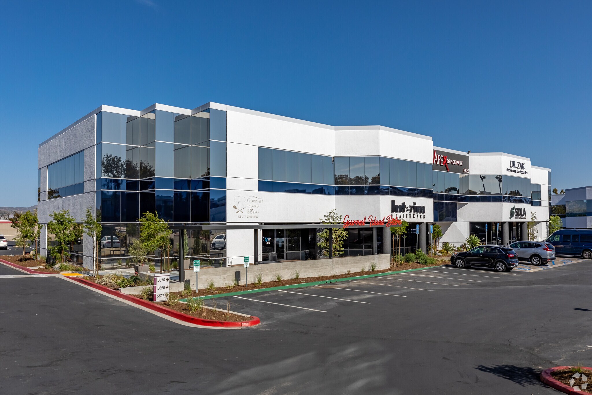 5675 Ruffin Rd, San Diego, CA à louer Photo de l’immeuble– Image 1 sur 59