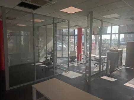 Bureau dans Rouen à louer - Photo de l’immeuble – Image 1 sur 3