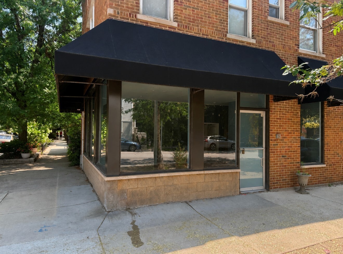 2815-2825 N Southport Ave, Chicago, IL à louer Photo intérieure– Image 1 sur 4