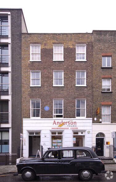 81 Charlotte St, Londres à louer - Photo principale – Image 1 sur 12