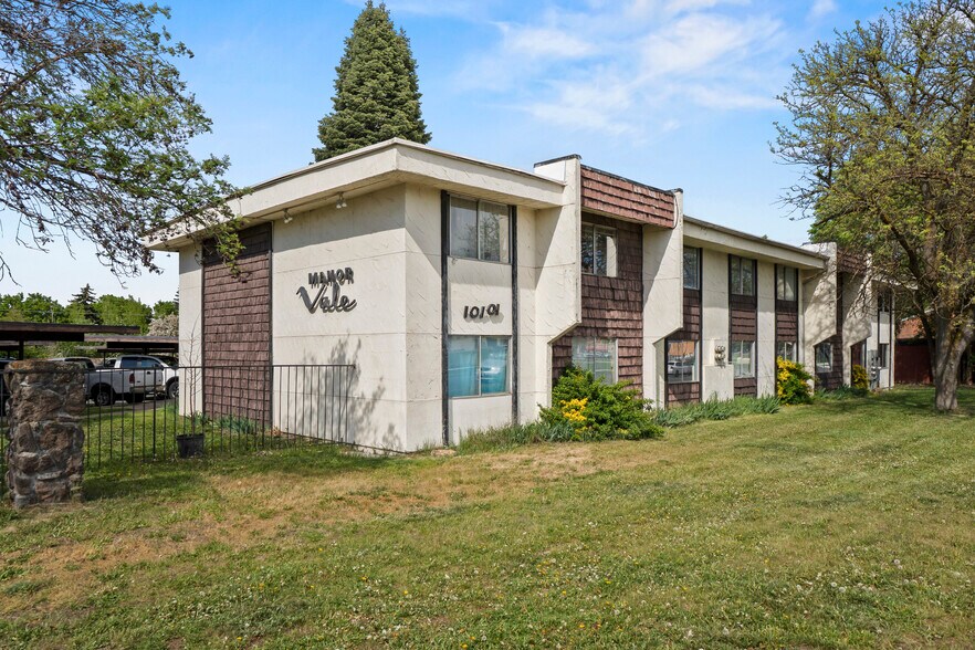 10101 E Main Ave, Spokane, WA à vendre - Photo de l’immeuble – Image 2 sur 11